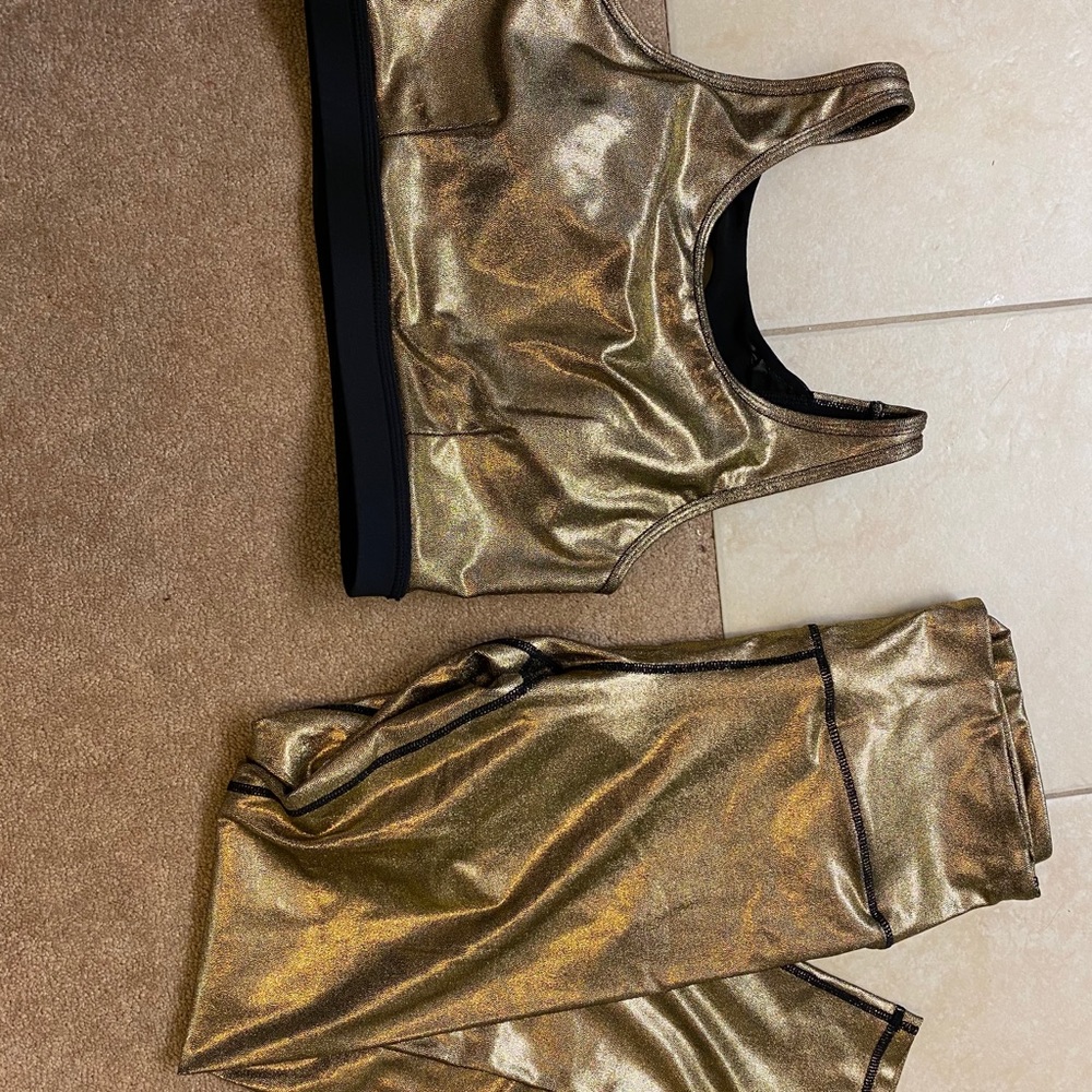 Savvi Fierce Gold set size Large